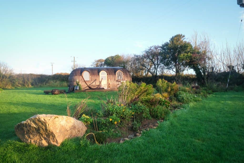 glamping cabin in green farm