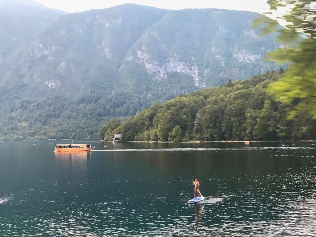 man standing on a paddleboard