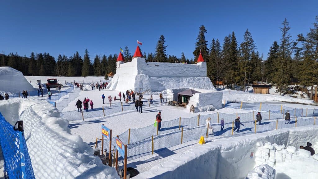 snowlandia snow castle