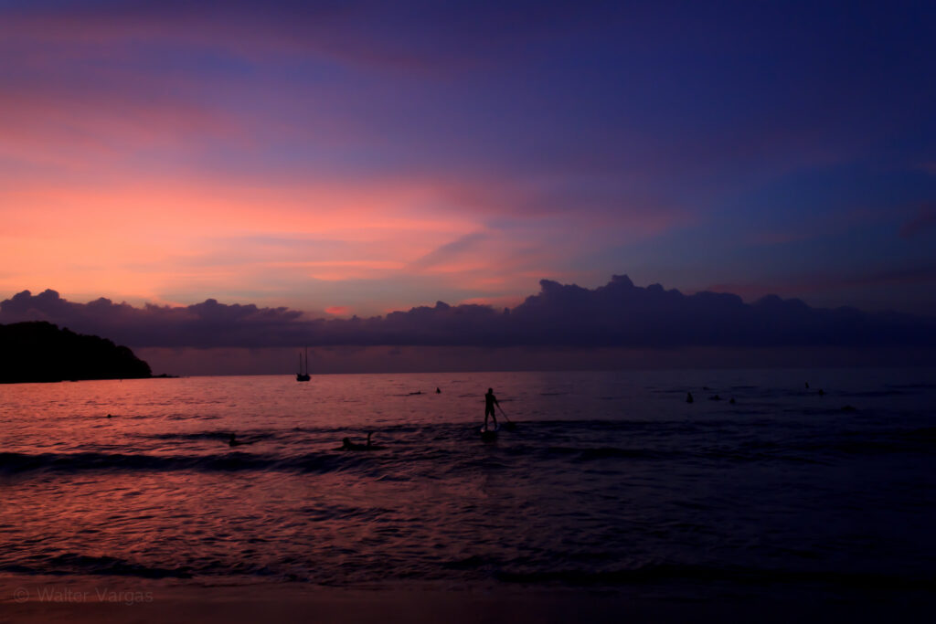 purple and pink sunset in sayulita