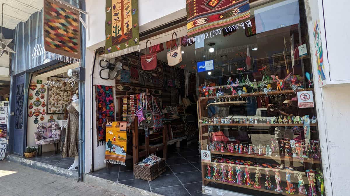 what to do on a day trip to Sayulita: souvenirs shops